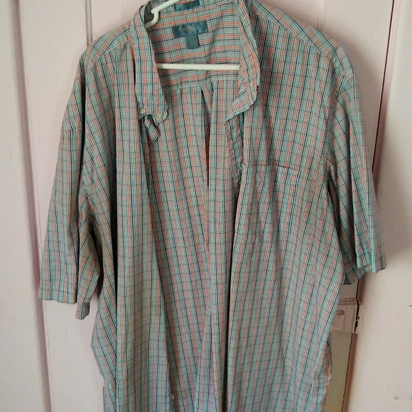 3xl button down - Picture 1 of 2